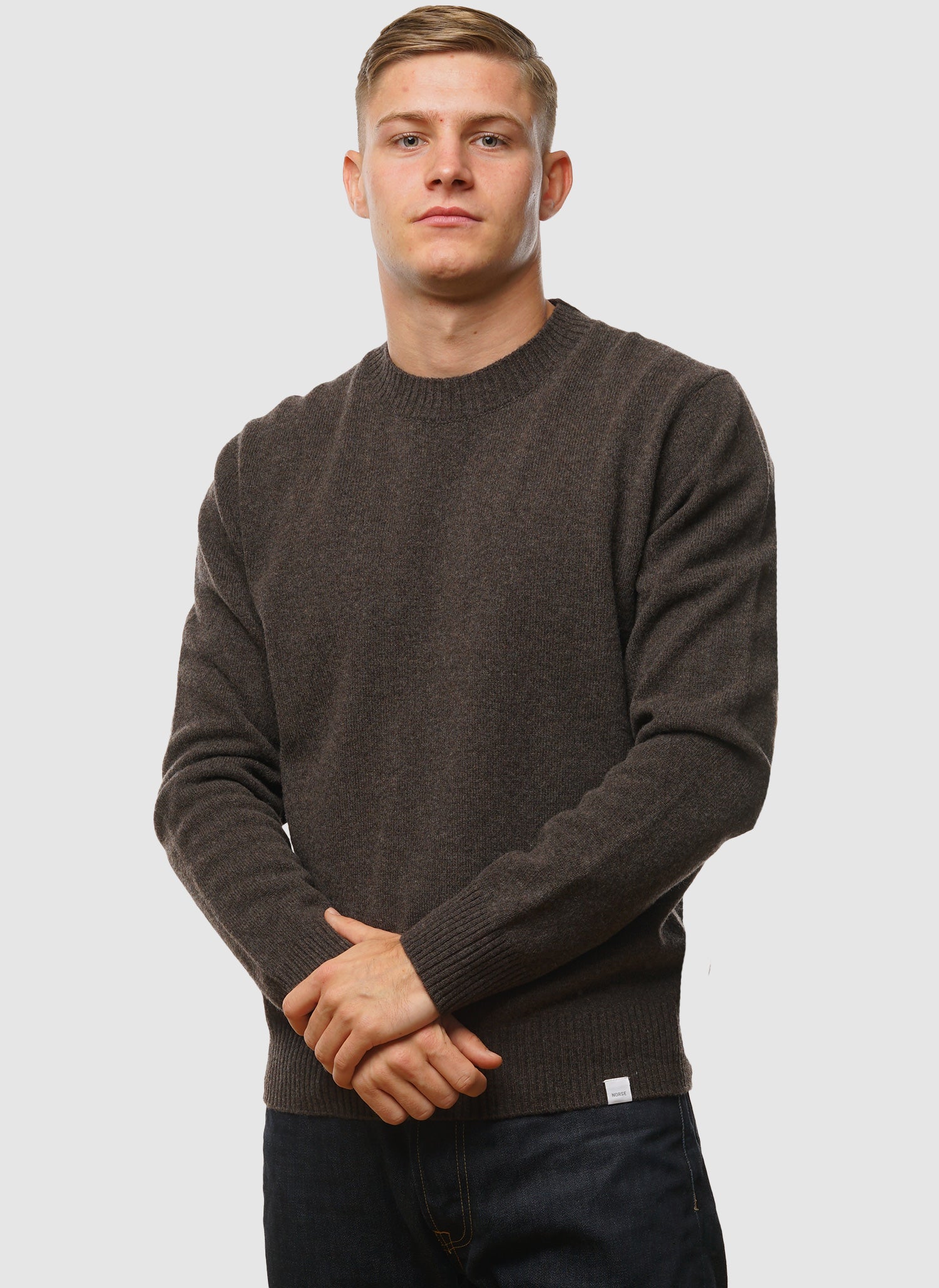 Standard Merino-Lammwollpullover – Heidebraun
