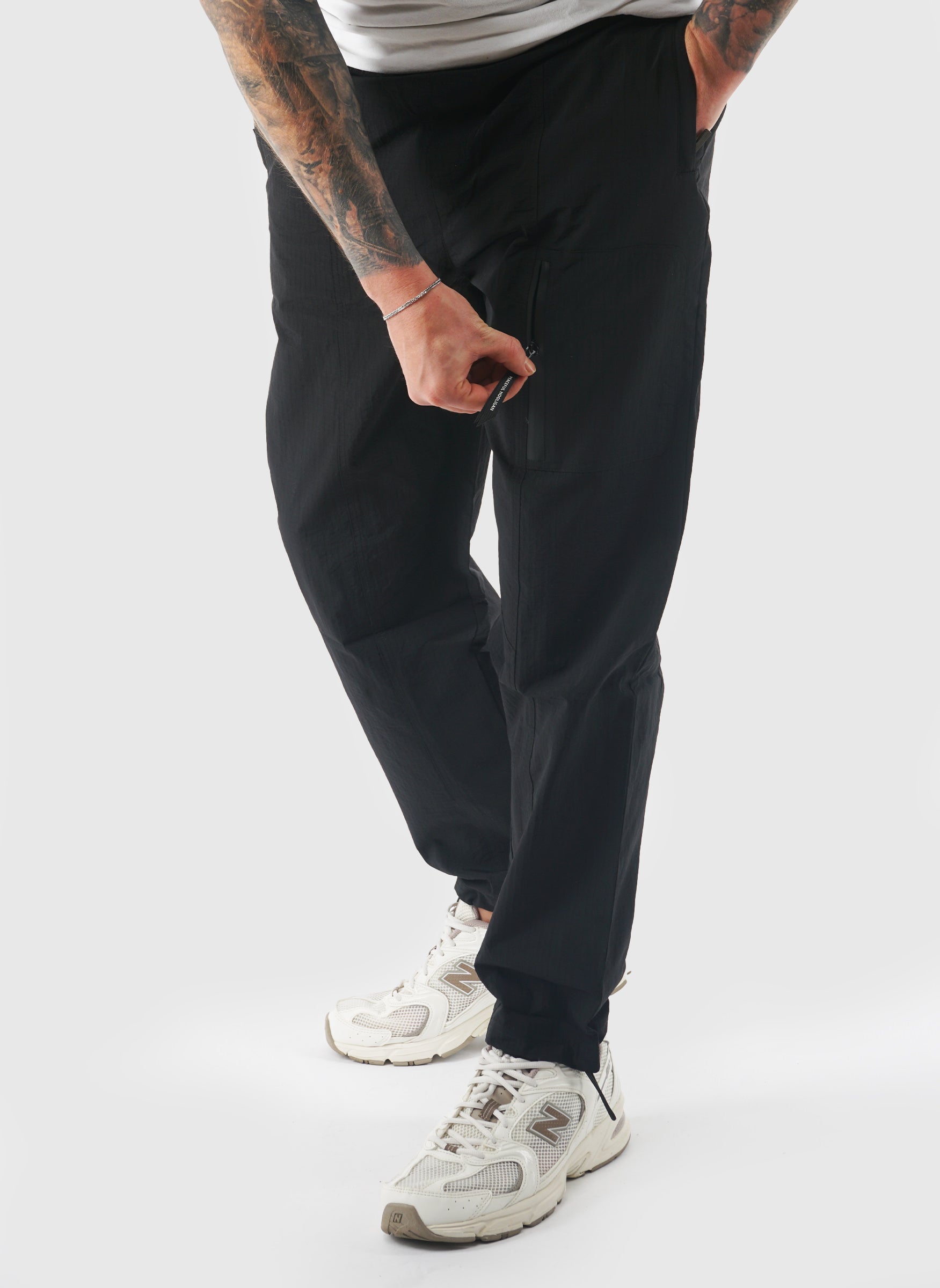 Resolve Pants - Black