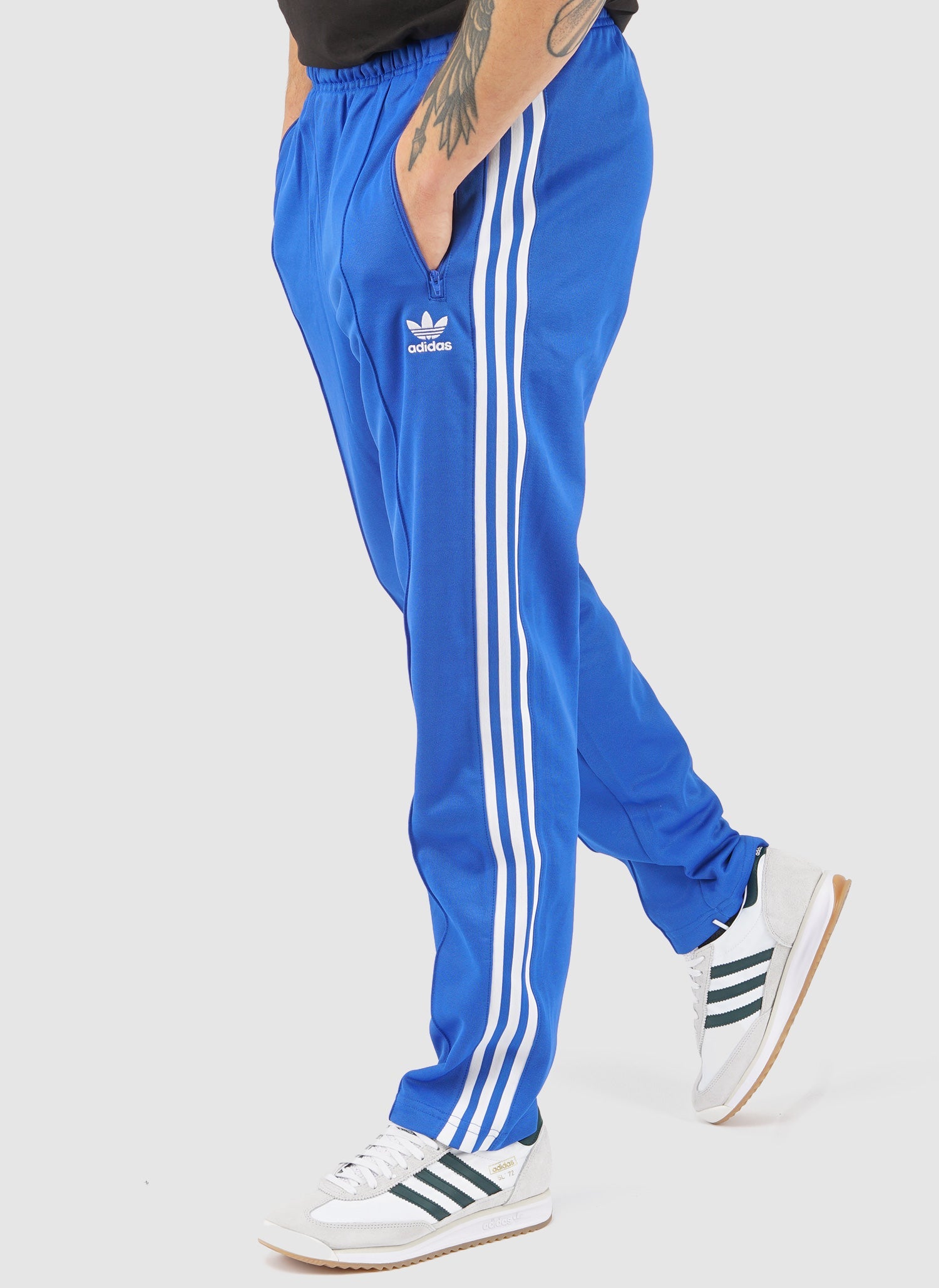 Klassische Trainingshose – Blau/Weiß