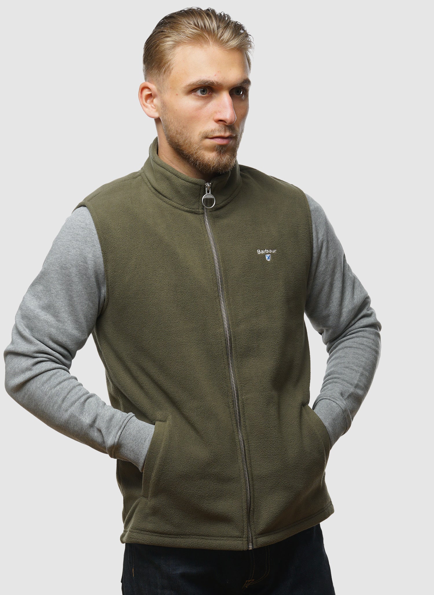 Essentials Fleeceweste – Mitteloliv